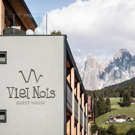 Viel Nois Guest House Funes  Εξωτερικό φωτογραφία