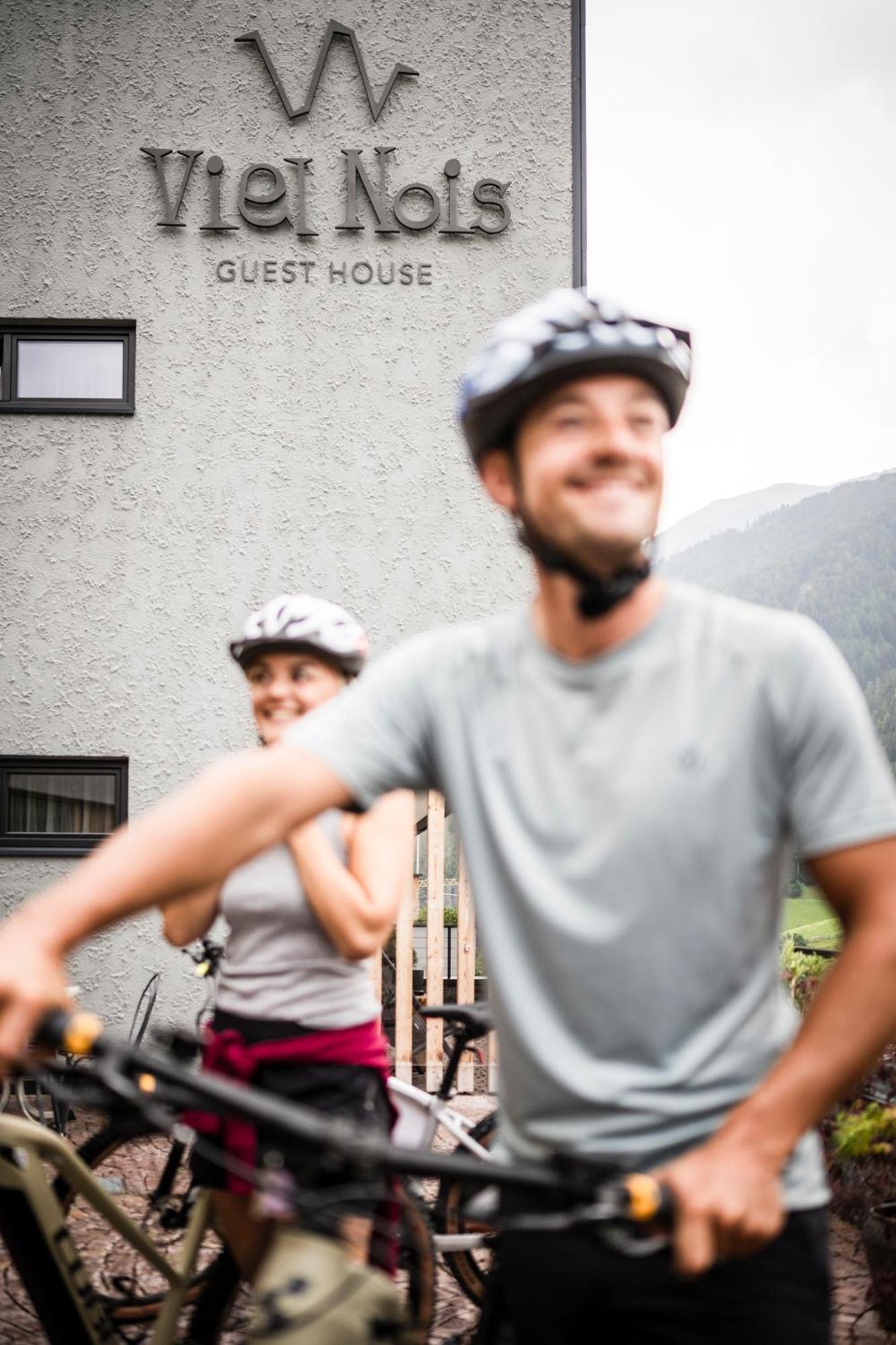 Viel Nois Guest House Funes  Εξωτερικό φωτογραφία