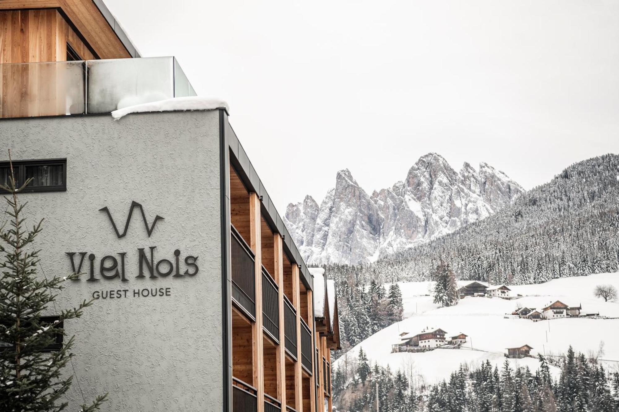 Viel Nois Guest House Funes  Εξωτερικό φωτογραφία