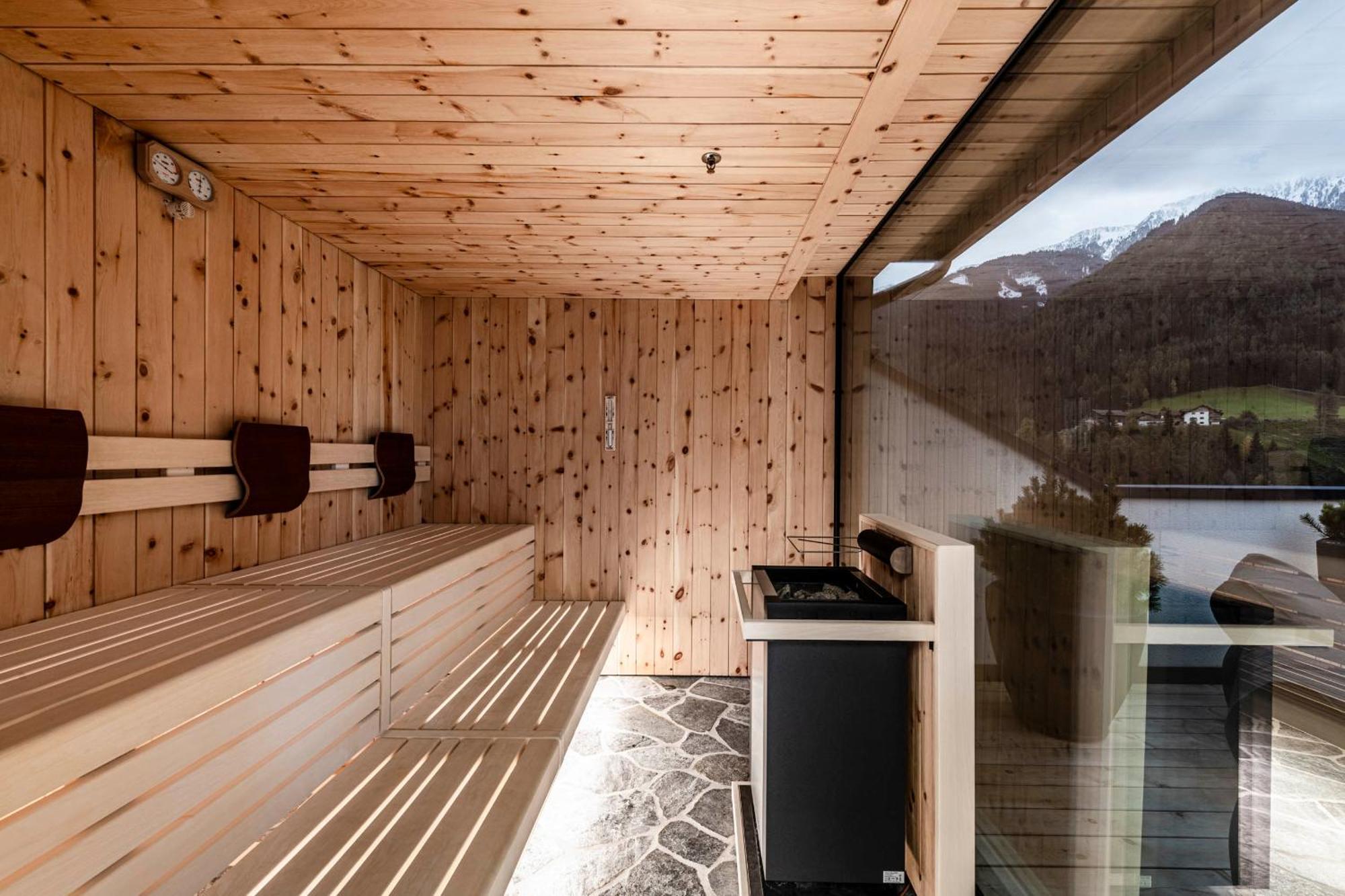 Viel Nois Guest House Funes  Εξωτερικό φωτογραφία