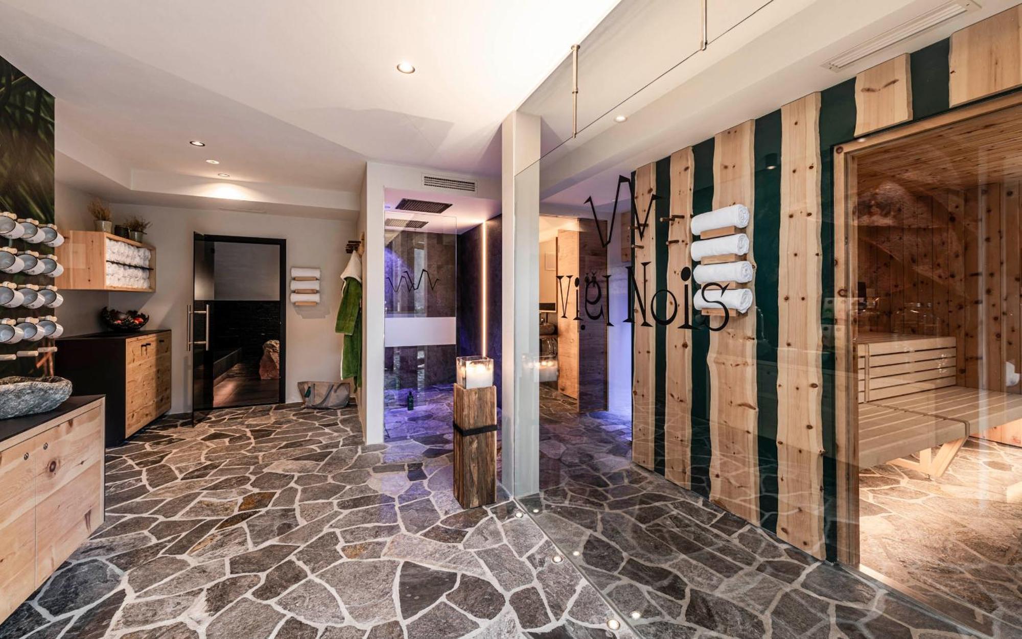 Viel Nois Guest House Funes  Εξωτερικό φωτογραφία